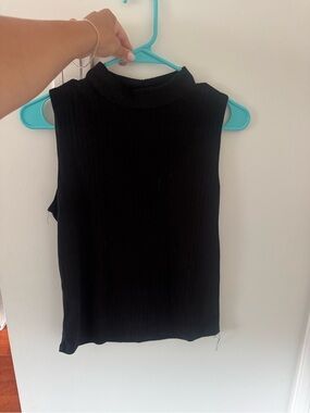 Sleeveless Mock Neck Ribbed Top - Black
